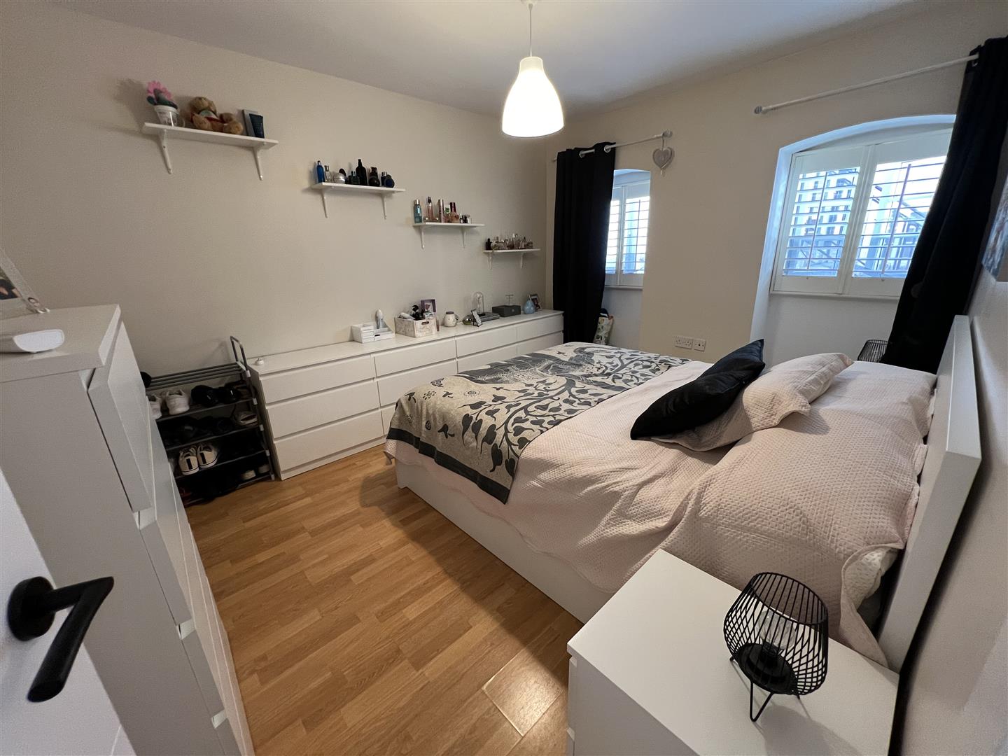 Image of House - 2 Bedrooms - 2 Bathrooms for Sale in Upper Town-Gibraltar, Image 3